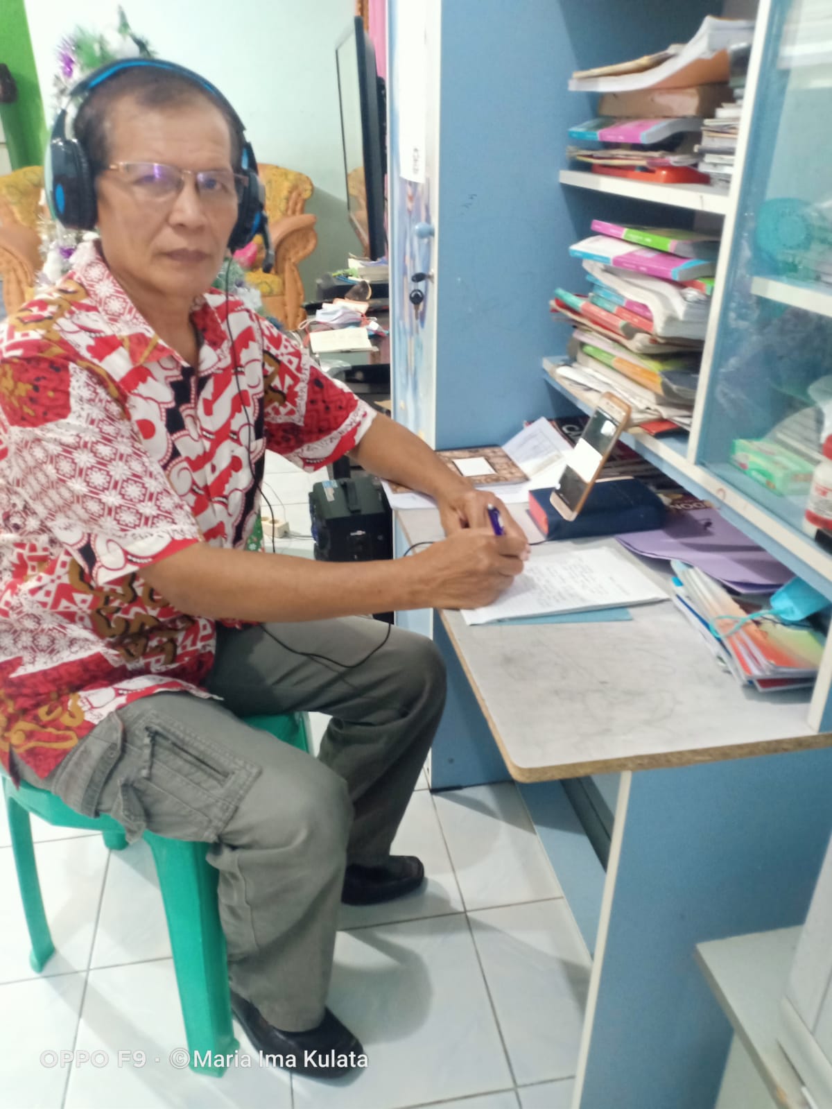 Mengikuti Sosialisasi SIHAPE