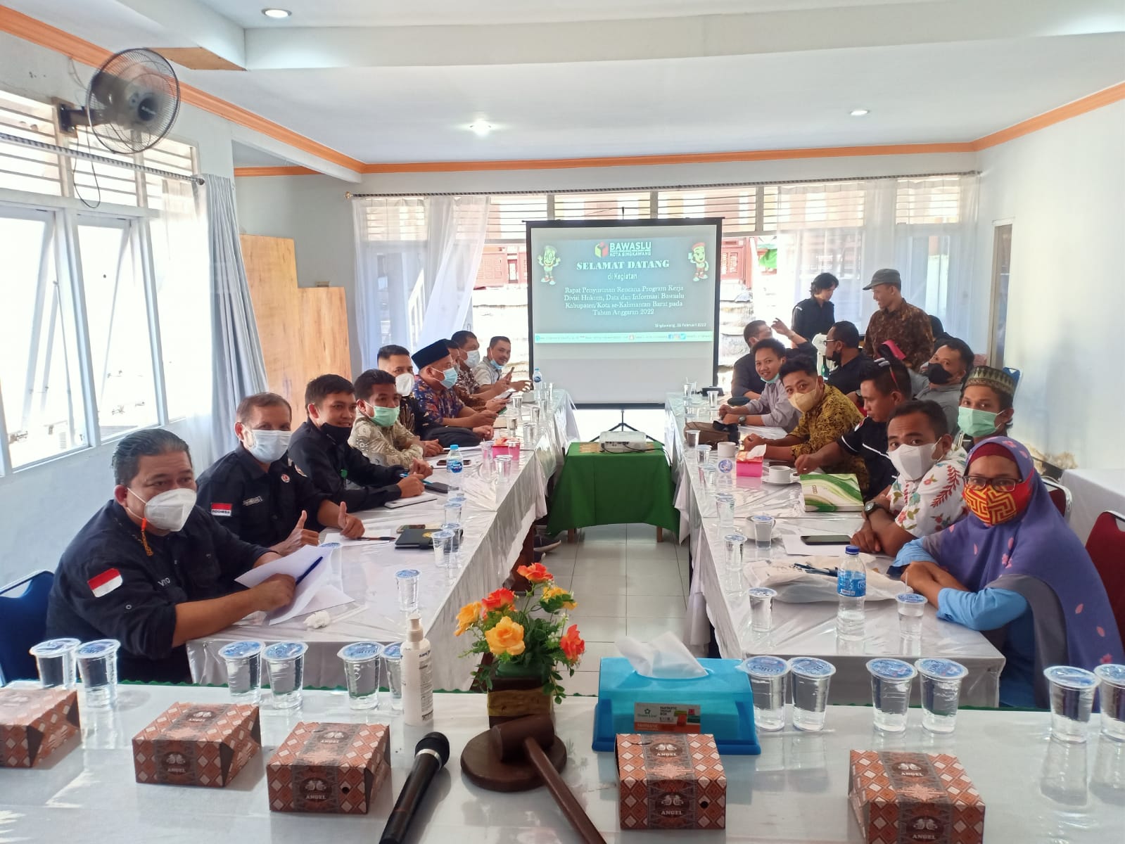 Rapat Penyusunan Rencana Program Kerja Divisi Hukum, Data dan Informasi Tahun 2022