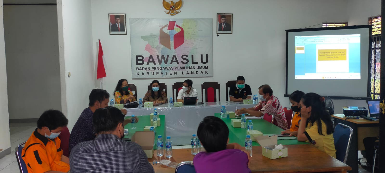 Mahir Membuat Berita