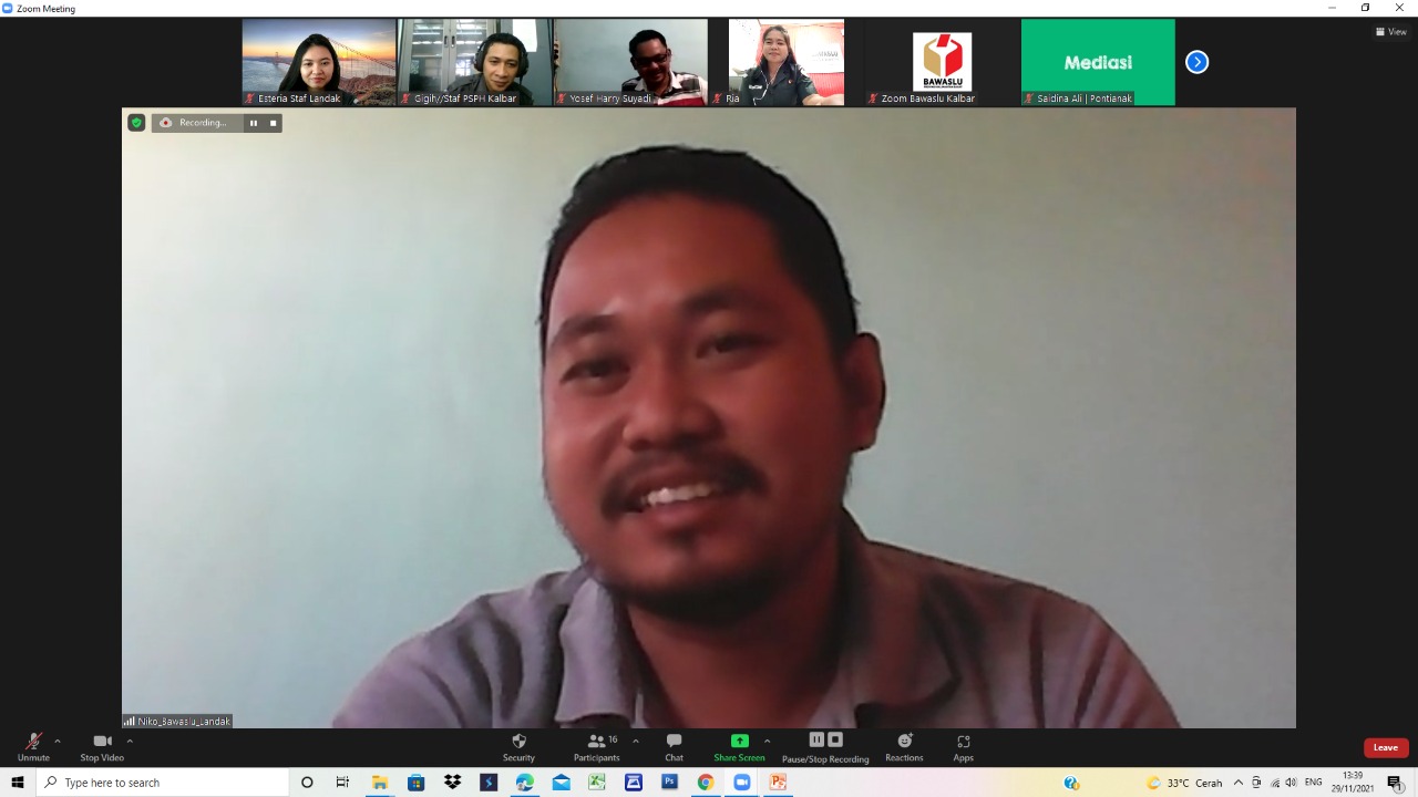 Mengikuti Sosialisasi SIPS