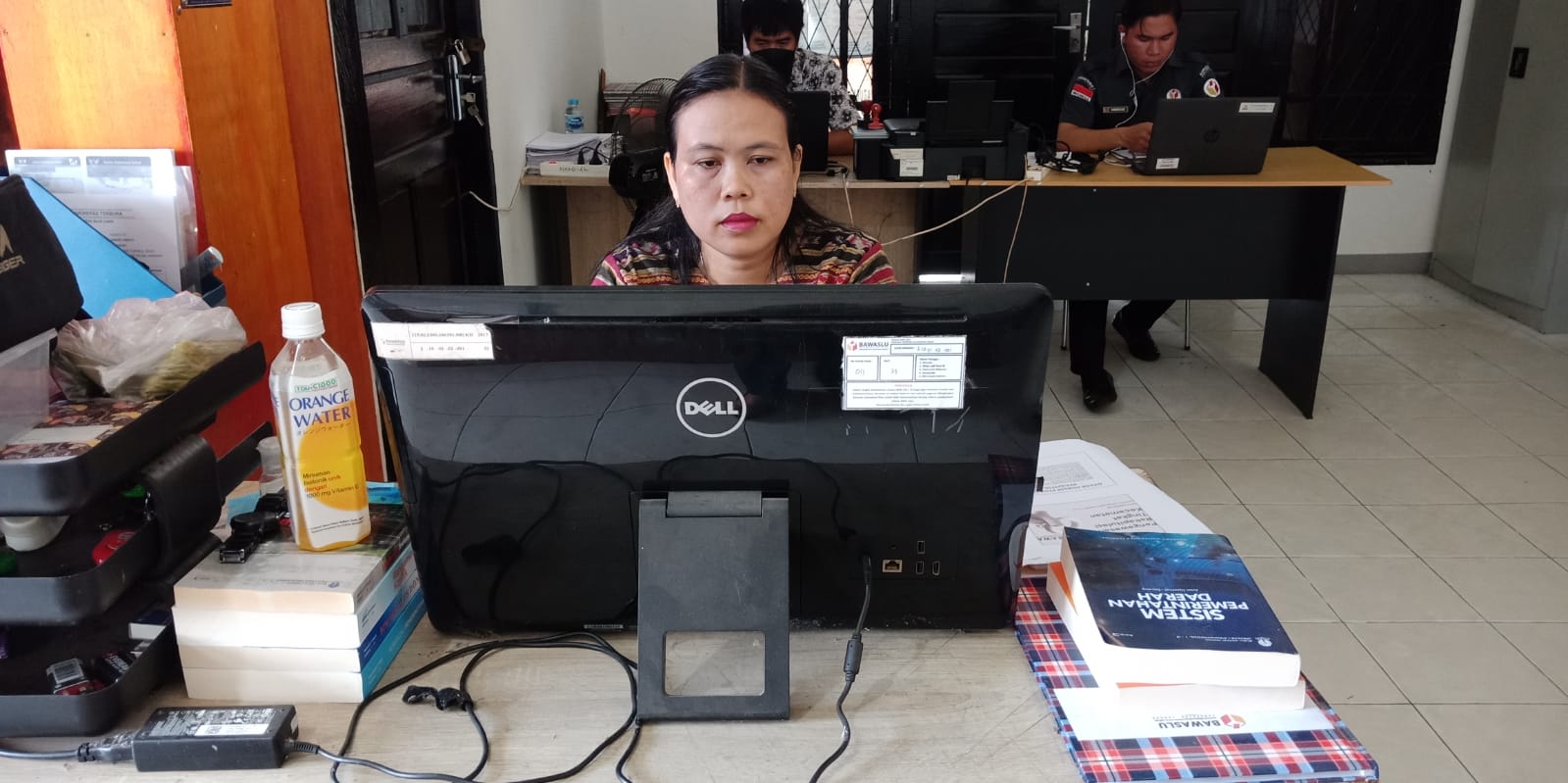 Mengikuti Warming Up Pengawasan Sesi 13