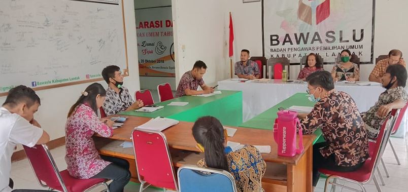 Peningkatan Kapasitas SDM terkait Penyelesaian Sengketa Proses Pemilihan kepada Staff di lingkungan Bawaslu Kabupaten Landak
