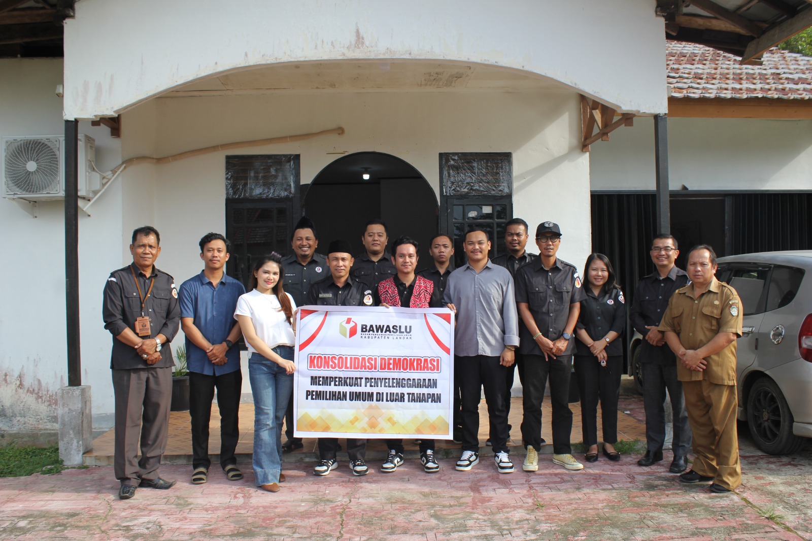 Dokumentasi kegiatan konsolidasi demokrasi bersama Ormas Pemuda Dayak Landak (02/03/2026)