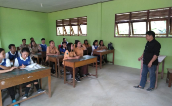 Sosialisasi Pengawasan Partisiparif kepada Siswa/I SMA Kadesi Tunang