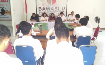 Rapat Internal Bawaslu Kabupaten Landak