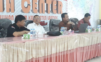 Rapat Dengar Pendapat dengan Anggota Komisi II DPR RI, Drs. Cornelis, M.H