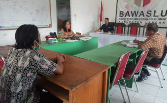 Tim Patroli Cyber Pengawasan Medsos Bawaslu Landak