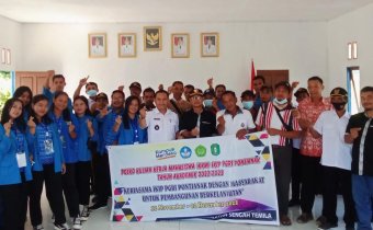 Bawaslu Landak bersama IKIP PGRI PONTIANAK Laksanakan Sosialisasi Pengawasan Partisipatif kepada Masyarakat Desa Rabak Kecamatan Sengah Temila