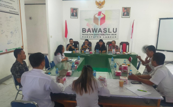 Bawaslu & KPU Landak Petakan Kerawanan Tahapan Pemutakhiran Data Pemilih Pemilu 2024