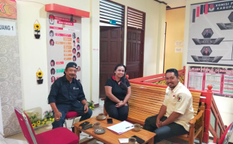 Bawaslu Landak Kunjungi KPU Landak, Ingatkan Rekrutmen Pantarlih sesuai Ketentuan