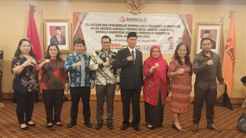 Pelantikan & Pengambilan Sumpah/Janji Pengganti Antar Waktu Calon Anggota Bawaslu Kabupaten Kota